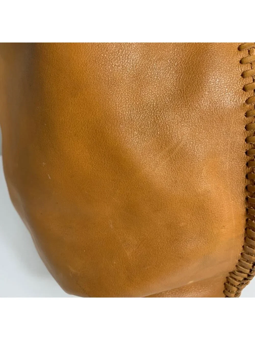 LUCKY BRAND Camel Tan Leather Drawstring Bucket Shoulder Bag Tassel Charm VTG